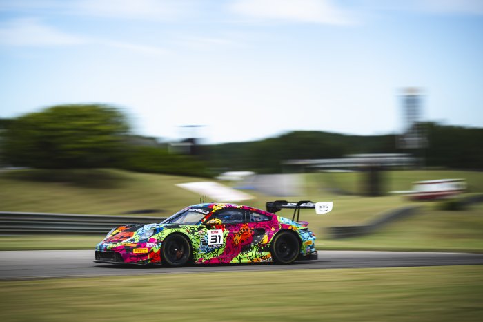 Wright Motorsports Keeps Pro-Am Championship Fight Alive at Barber