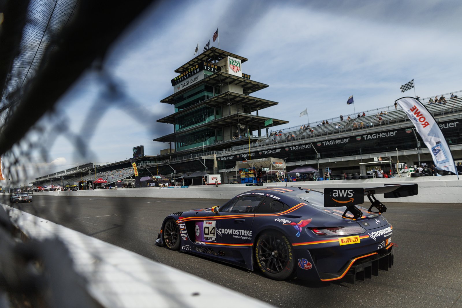 GT WORLD CHALLENGE GLOBAL: Mercedes-AMG edges BMW to secure toughest title yet