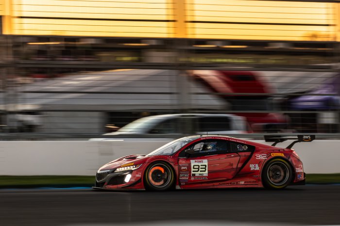 Zach Veach and Racers Edge Motorsports Are Rallying for a Good Cause