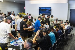 Autograph session at FANATEC GT World Challenge America Powered by AWS, SRO America, COTA, Austin, TX May 17 - 19 2024.
 | Fabian Lagunas / SRO