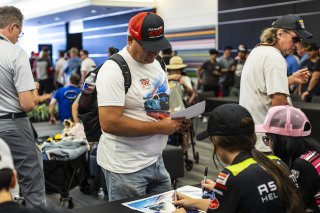 Autograph session at FANATEC GT World Challenge America Powered by AWS, SRO America, COTA, Austin, TX May 17 - 19 2024.
 | Fabian Lagunas / SRO