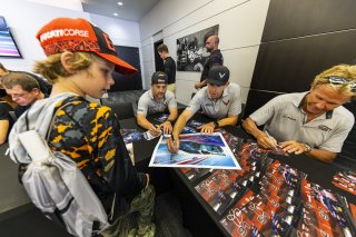 Autograph session at FANATEC GT World Challenge America Powered by AWS, SRO America, COTA, Austin, TX May 17 - 19 2024.
 | Fabian Lagunas / SRO
