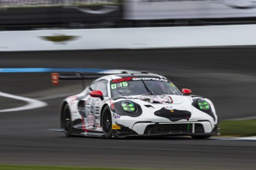 #88 Porsche 911 GT3-R (992) EVO of John Gilliland, Aaron Jeansonne, and Loek Hartog, Kellymoss, Indianapolis 8 Hour / GT World Challenge America, IGTC Pro-Am, SRO America, Indianapolis 8 Hour, Indianapolis Motor Speedway, Speedway, IN, Oct 7 - 11, 2026
 | Fabian Lagunas | www.lagunasphotography.com | 2026
