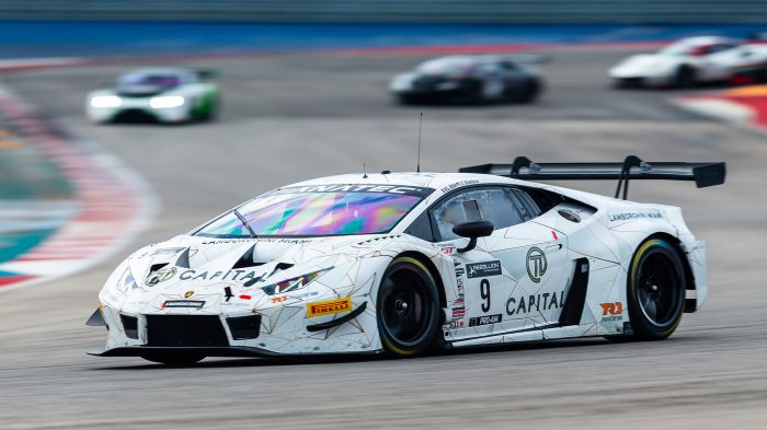 Lamborghini Makes Show of Force in PRAC2
